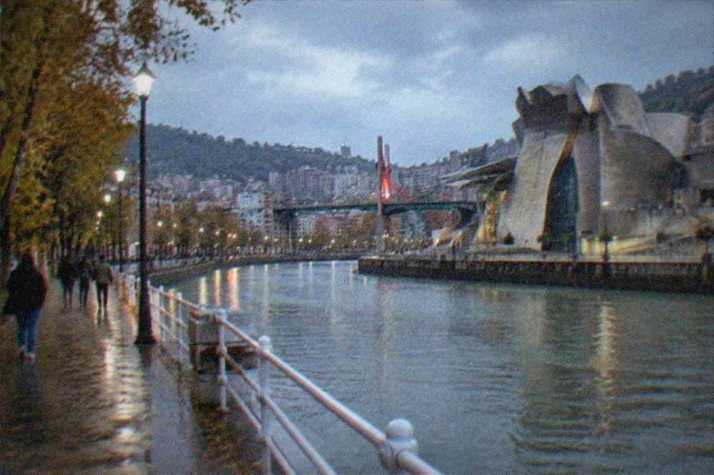 Autumn trees along the river walk between the museums of Bilbao